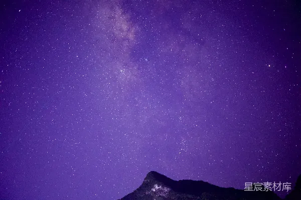 高清摄影 星空下的山脉