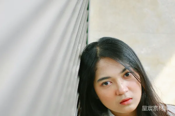 高清摄影 窗边的凝视