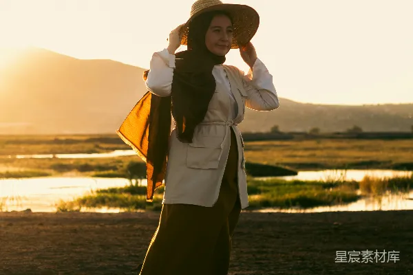 高清摄影 夕阳下的自由之旅