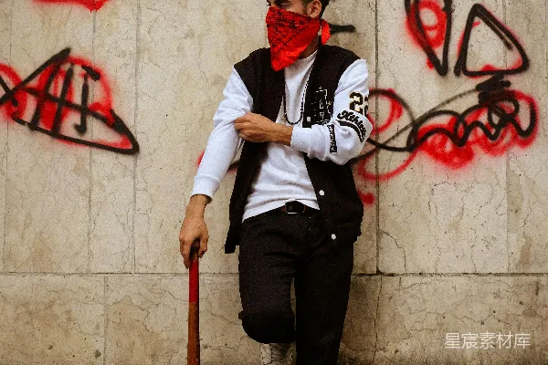 高清摄影 街头风格的年轻男子