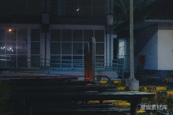 高清摄影 夜幕下的空桌