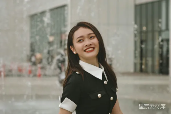 高清摄影 阳光下的微笑