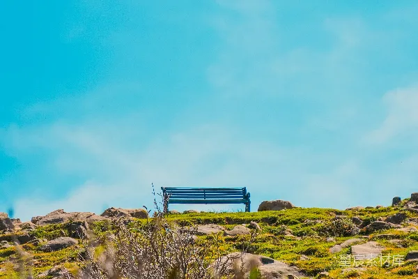 高清摄影 山间独椅