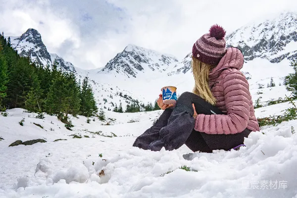 高清摄影 雪地里的宁静时光