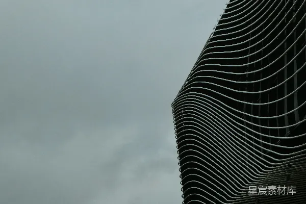 高清摄影 现代建筑与阴沉天空