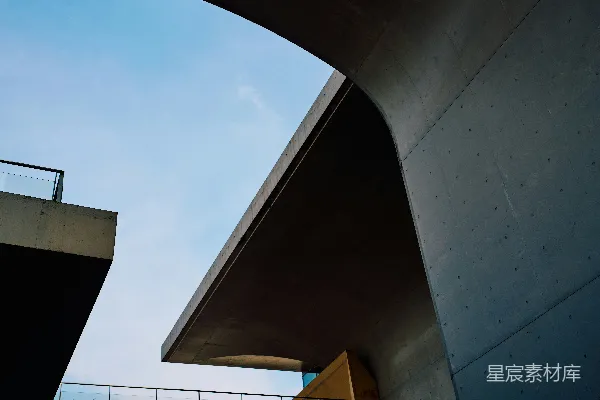 高清摄影 现代建筑的简洁线条与蓝天