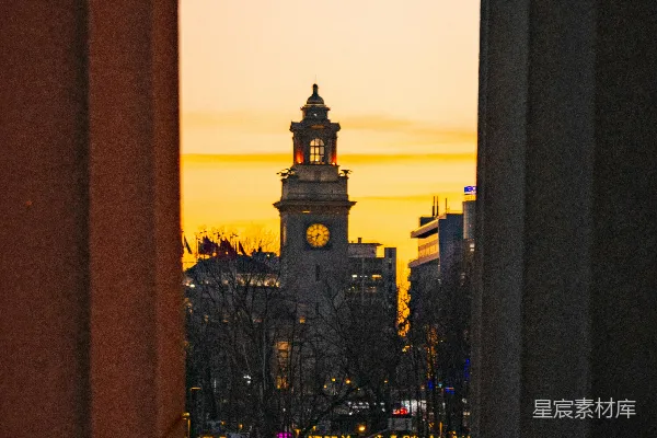 高清摄影 夕阳下的钟楼