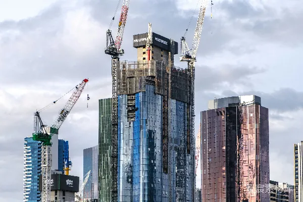 高清摄影 城市建筑工地中的摩天大楼