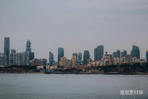 高清摄影 海边的城市天际线