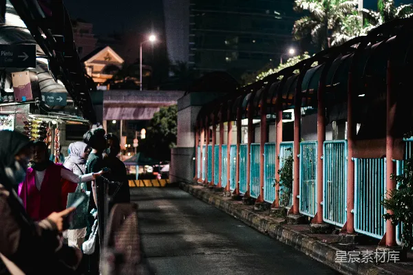 高清摄影 夜幕下的街头市集