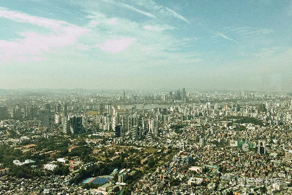 高清摄影 蔚蓝天空下的城市全景