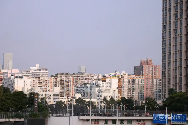 高清摄影 城市建筑群与天空