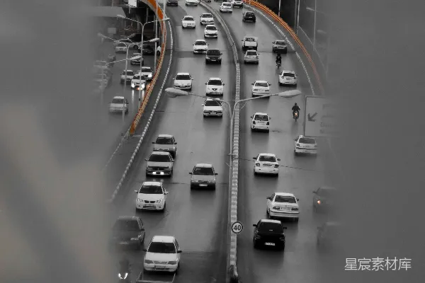 高清摄影 雨中城市道路