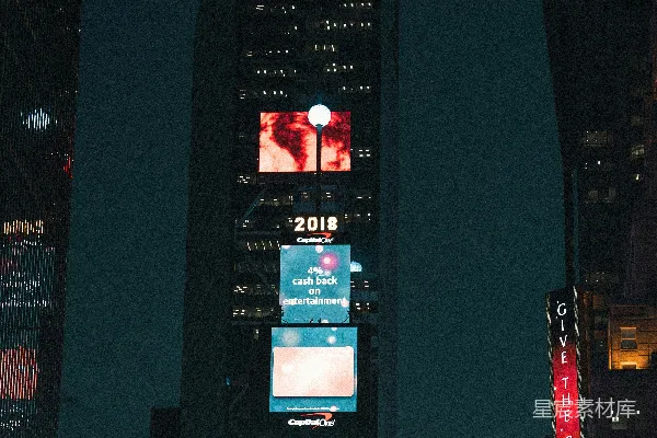 高清摄影 繁华都市夜景中的标志性建筑