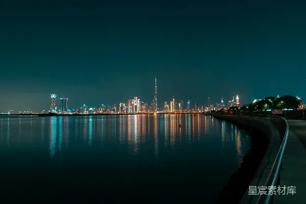 高清摄影 迪拜夜景：城市与水的交响