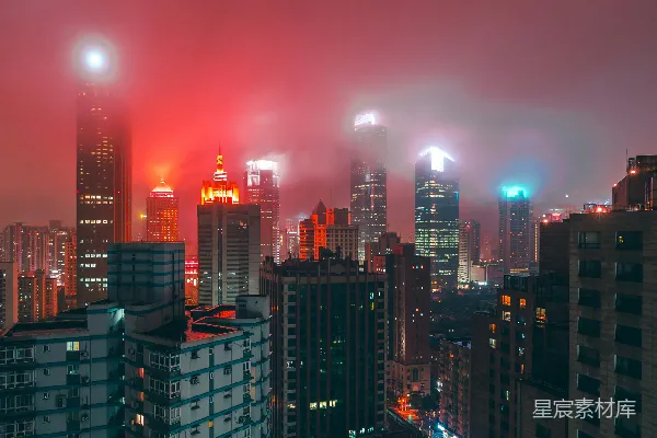 高清摄影 迷雾中的都市夜景