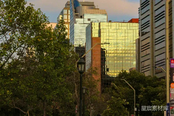 高清摄影 城市黄昏的街景