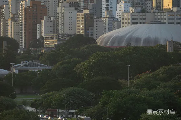 高清摄影 城市天际线与公园的黄昏