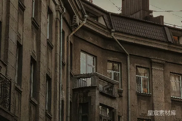 高清摄影 老建筑的阴郁黄昏