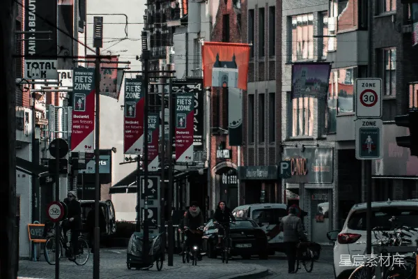高清摄影 城市街景透过铁栅栏