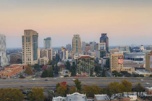 高清摄影 黄昏时分的城市天际线