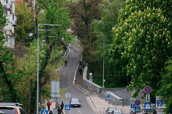 高清摄影 城市街道的春日景象
