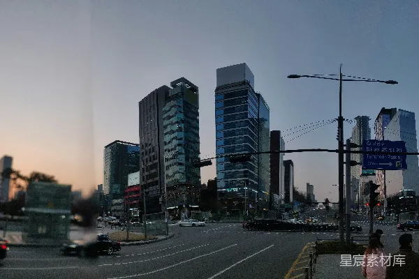 高清摄影 城市黄昏的街景