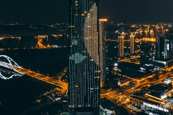 高清摄影 城市夜景：璀璨高楼
