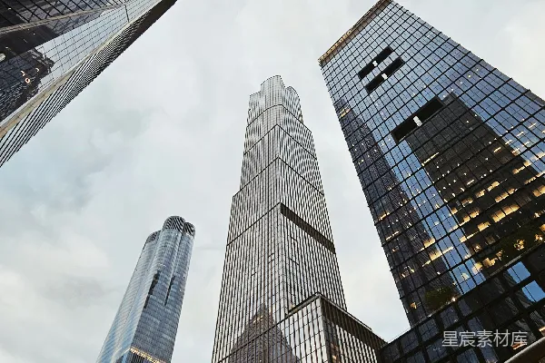 高清摄影 城市天际线：现代摩天大楼