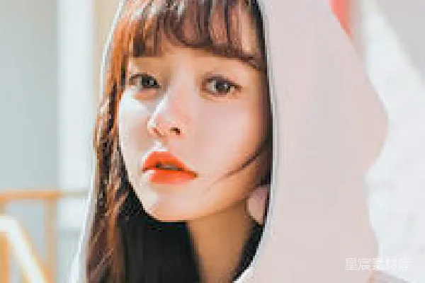 元素素材 戴帽女孩的静谧时光