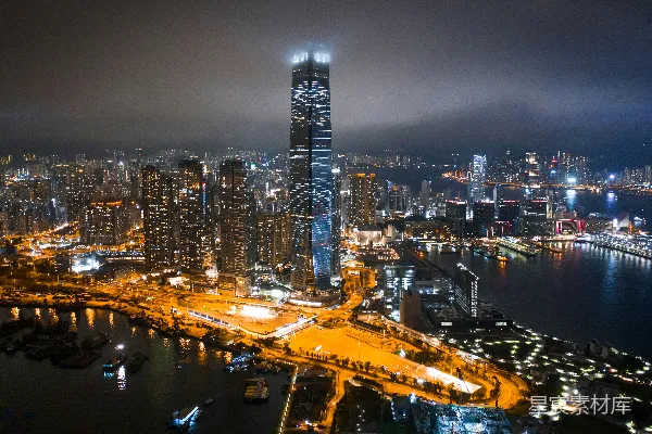 高清摄影 迷雾笼罩下的香港天际线
