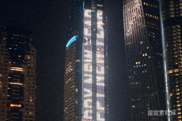 高清摄影 迪拜夜景：DAMAC大厦灯光秀