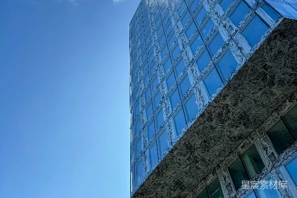 高清摄影 现代建筑与蓝天的交响