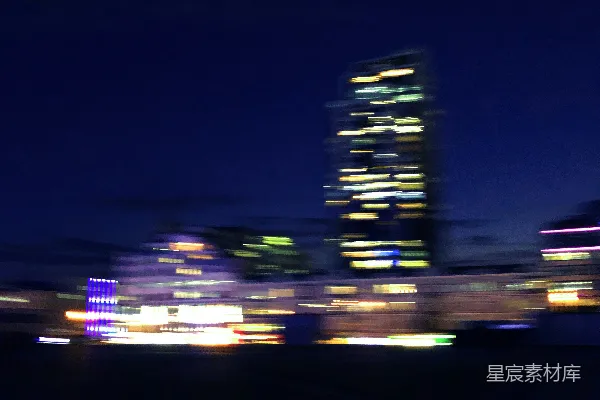 高清摄影 夜景中的高楼模糊效果
