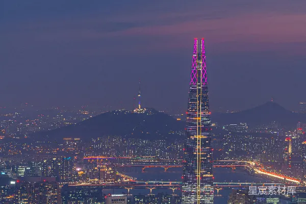 高清摄影 首尔夜景：汉江边的摩天大楼与城市灯火