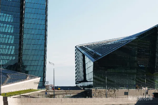 高清摄影 现代建筑的玻璃幕墙与几何形态