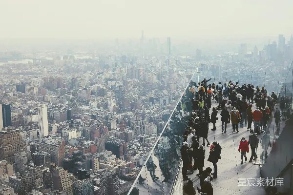 高清摄影 城市天际线上的玻璃观景台