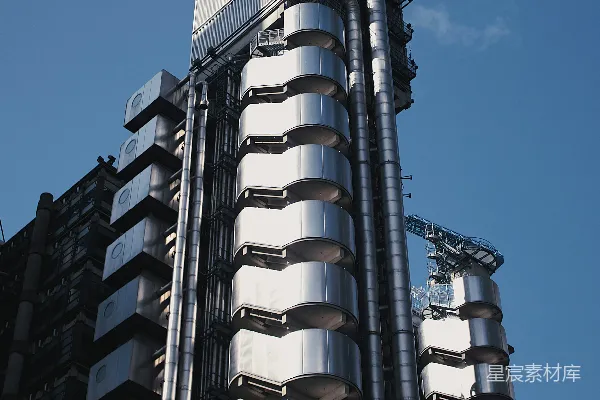 高清摄影 现代金属建筑与蓝天