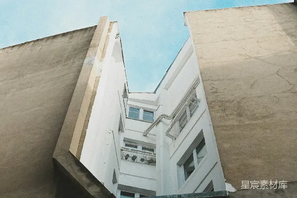 高清摄影 错位的建筑：现实与幻觉的交织
