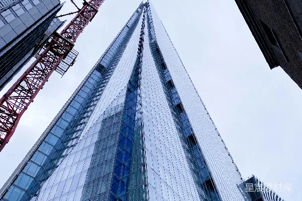 高清摄影 现代都市的尖塔建筑