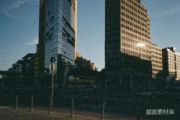 高清摄影 夕阳下的城市街景