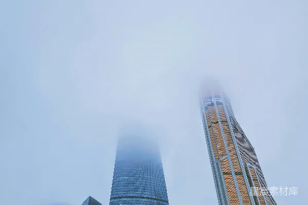 高清摄影 雾中摩天大楼