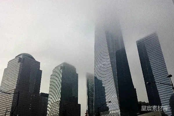 高清摄影 雾中摩天大楼