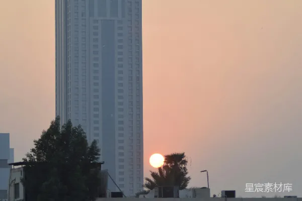 高清摄影 夕阳下的高楼