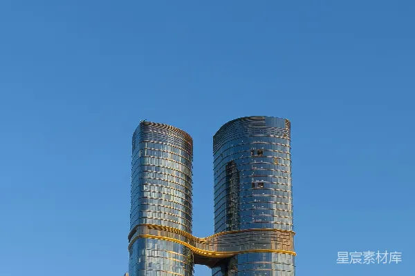 高清摄影 双塔建筑与蓝天