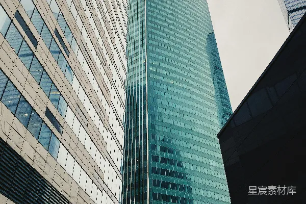 高清摄影 摩天大楼在雾中