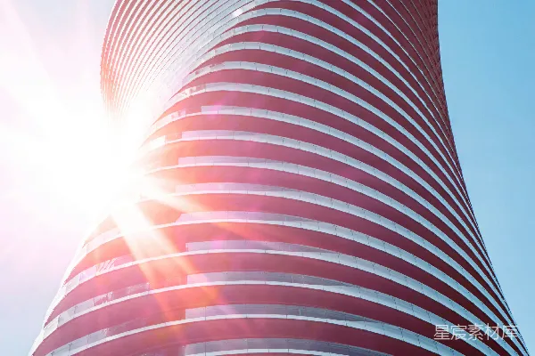 高清摄影 日光下的现代红色圆形建筑