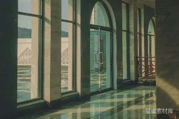 高清摄影 静谧的建筑走廊