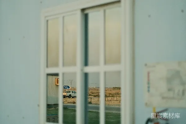 高清摄影 窗景中的远方