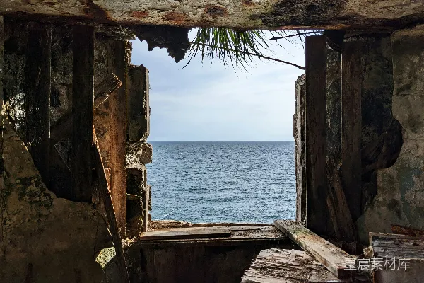 高清摄影 旧屋与海景